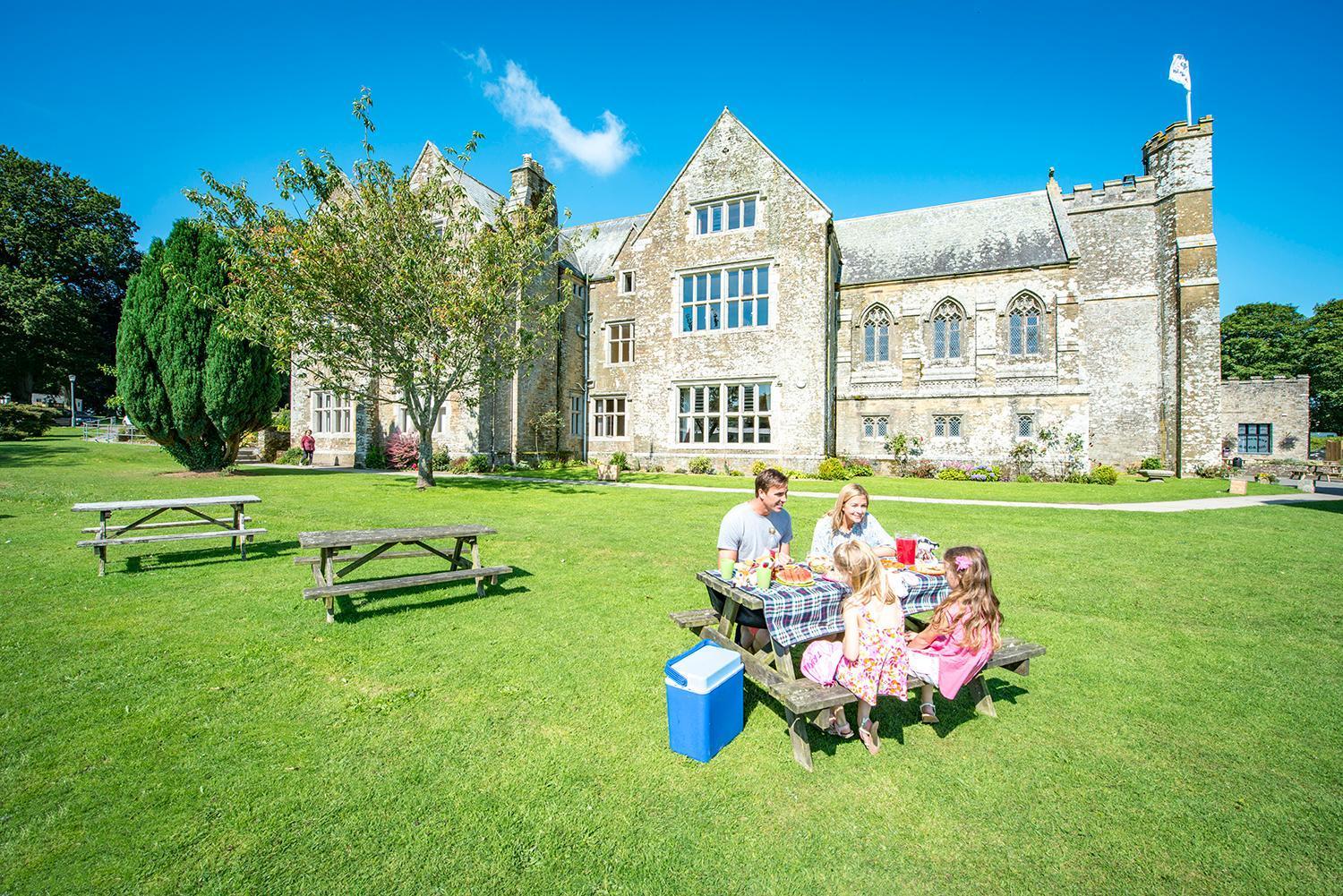 Trelawne Manor Holiday Park Looe Extérieur photo